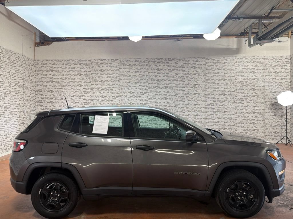 Used 2020 Jeep Compass Sport w/ Cold Weather Group FWD image 8