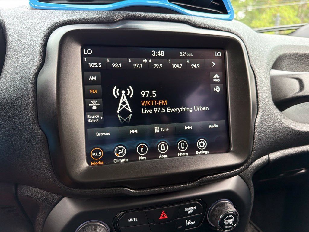 Used 2022 Jeep Renegade Sport w/ Sport Appearance Group AWD/4WD image 10