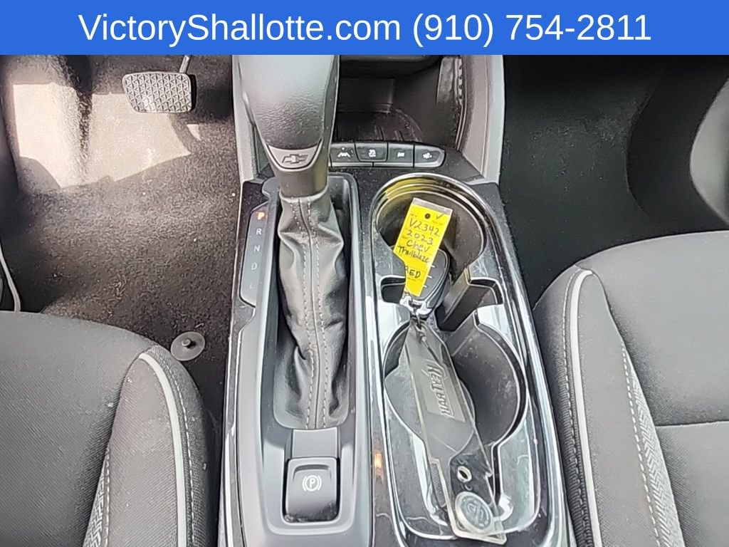 Used 2023 Chevrolet TrailBlazer LT w/ Convenience Package FWD image 5