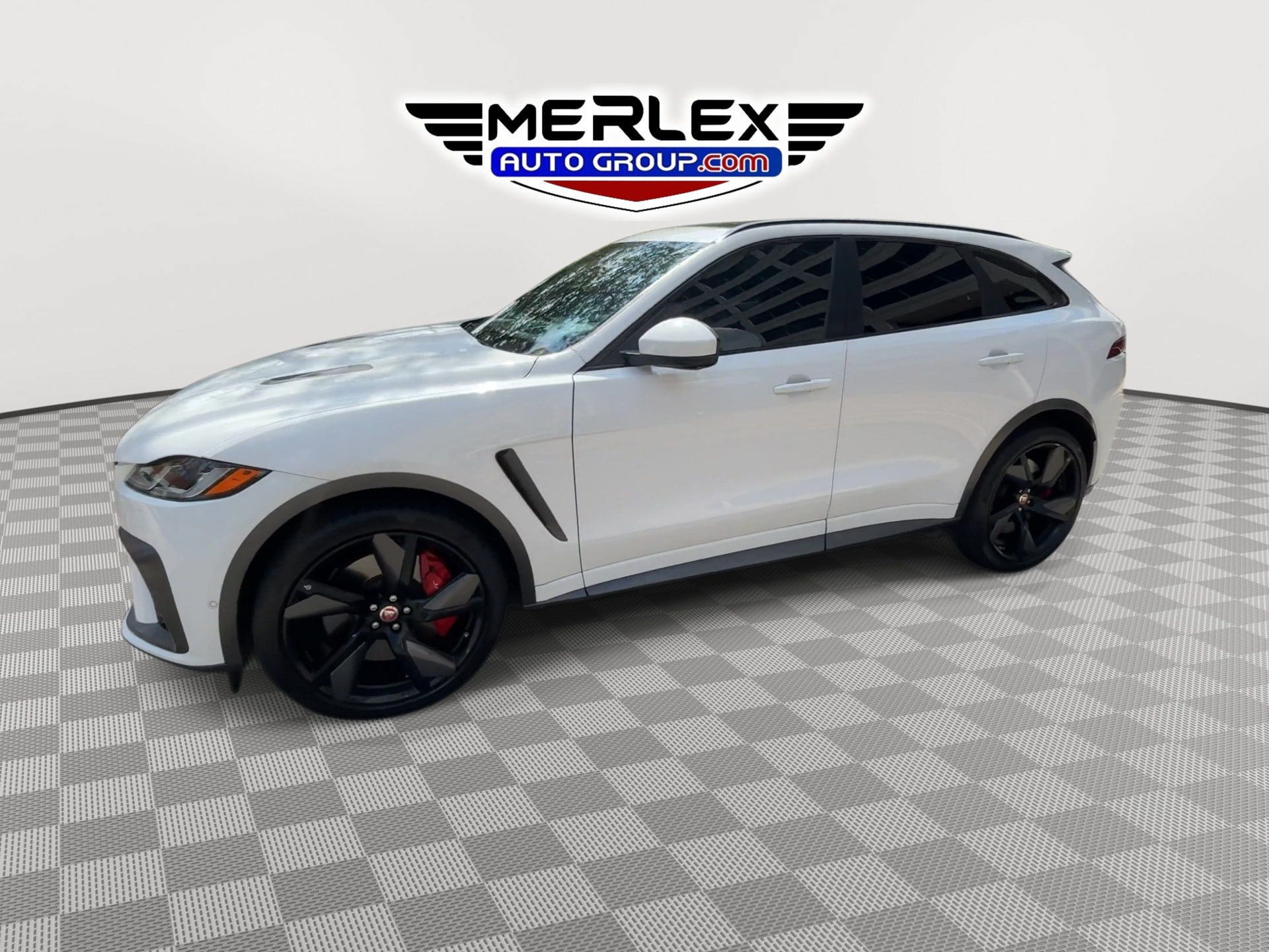 Used 2021 Jaguar F-PACE SVR AWD/4WD image 4