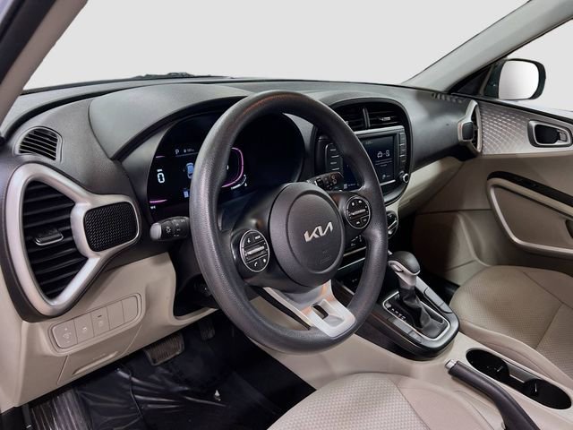 Certified 2023 Kia Soul LX w/ LX Technology Package image 9