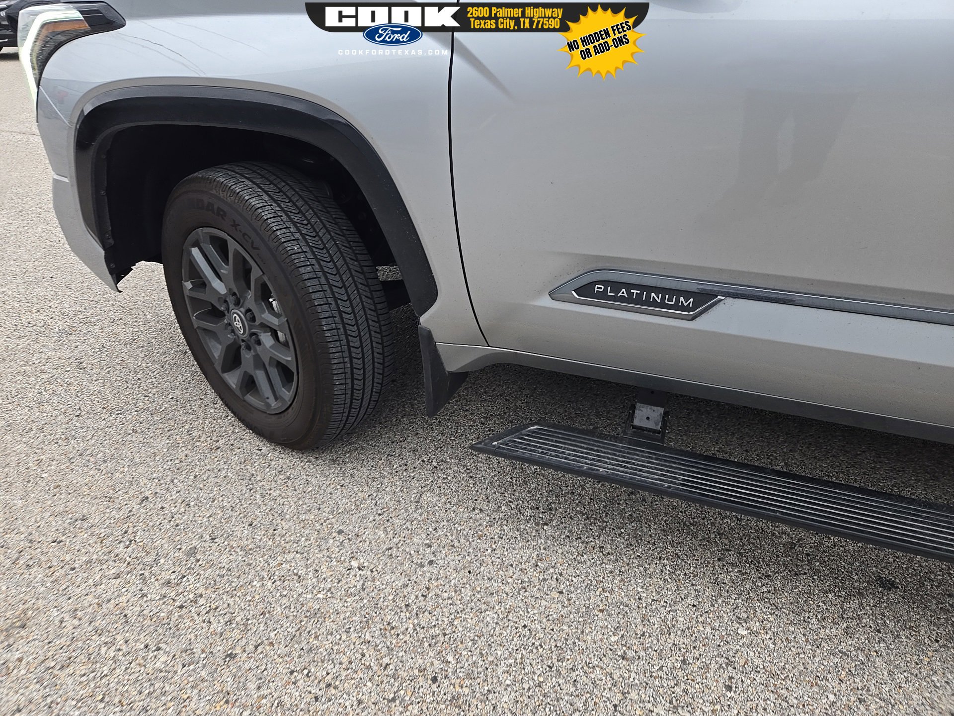 Used 2025 Toyota Tundra Platinum image 12