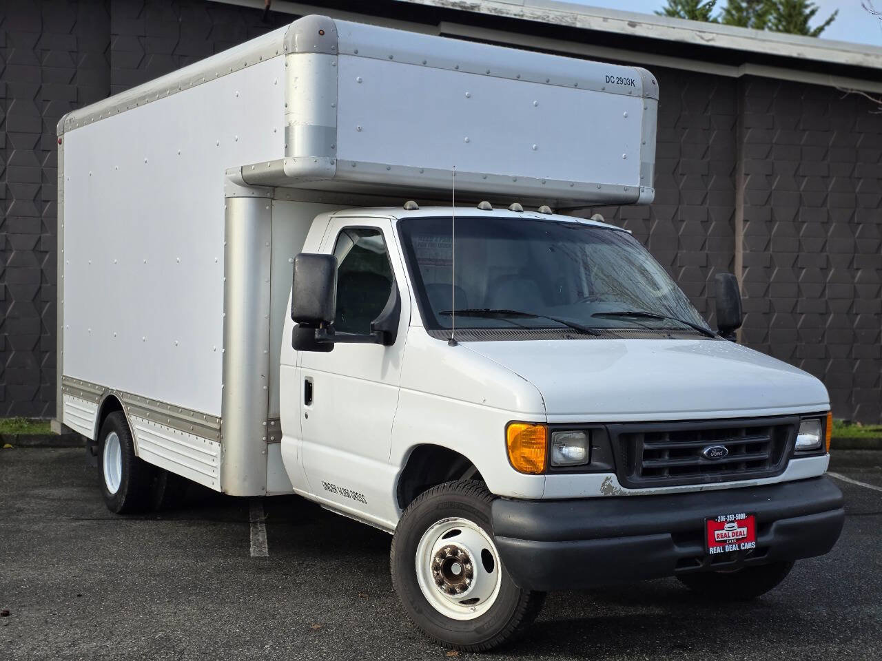 Used 2007 Ford E-450 and Econoline 450 image 3