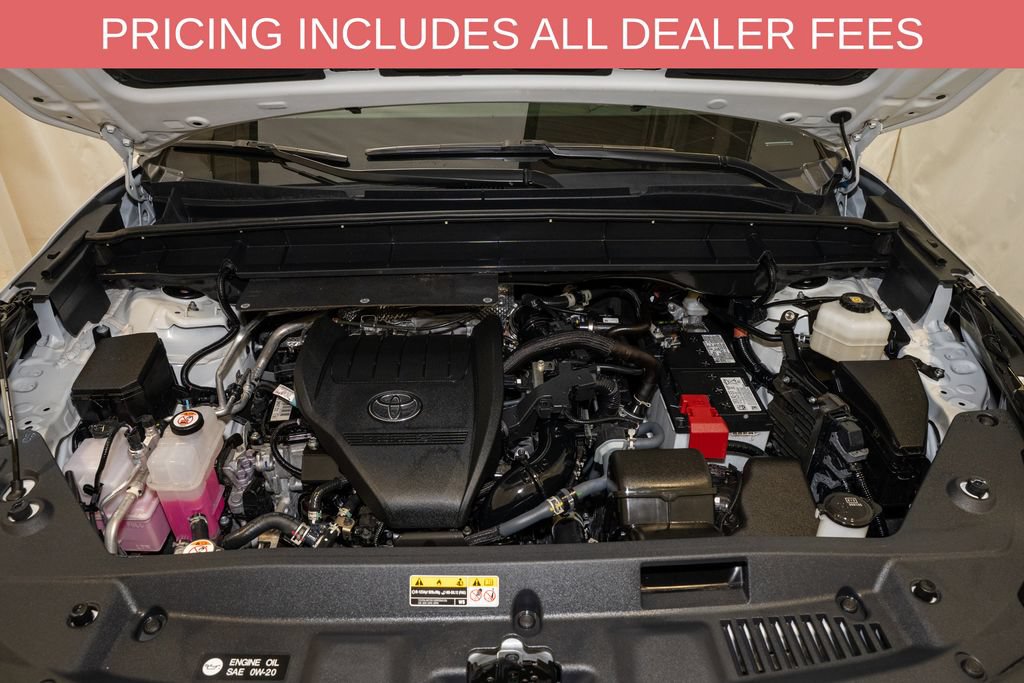 Certified 2025 Toyota Highlander LE AWD/4WD image 20