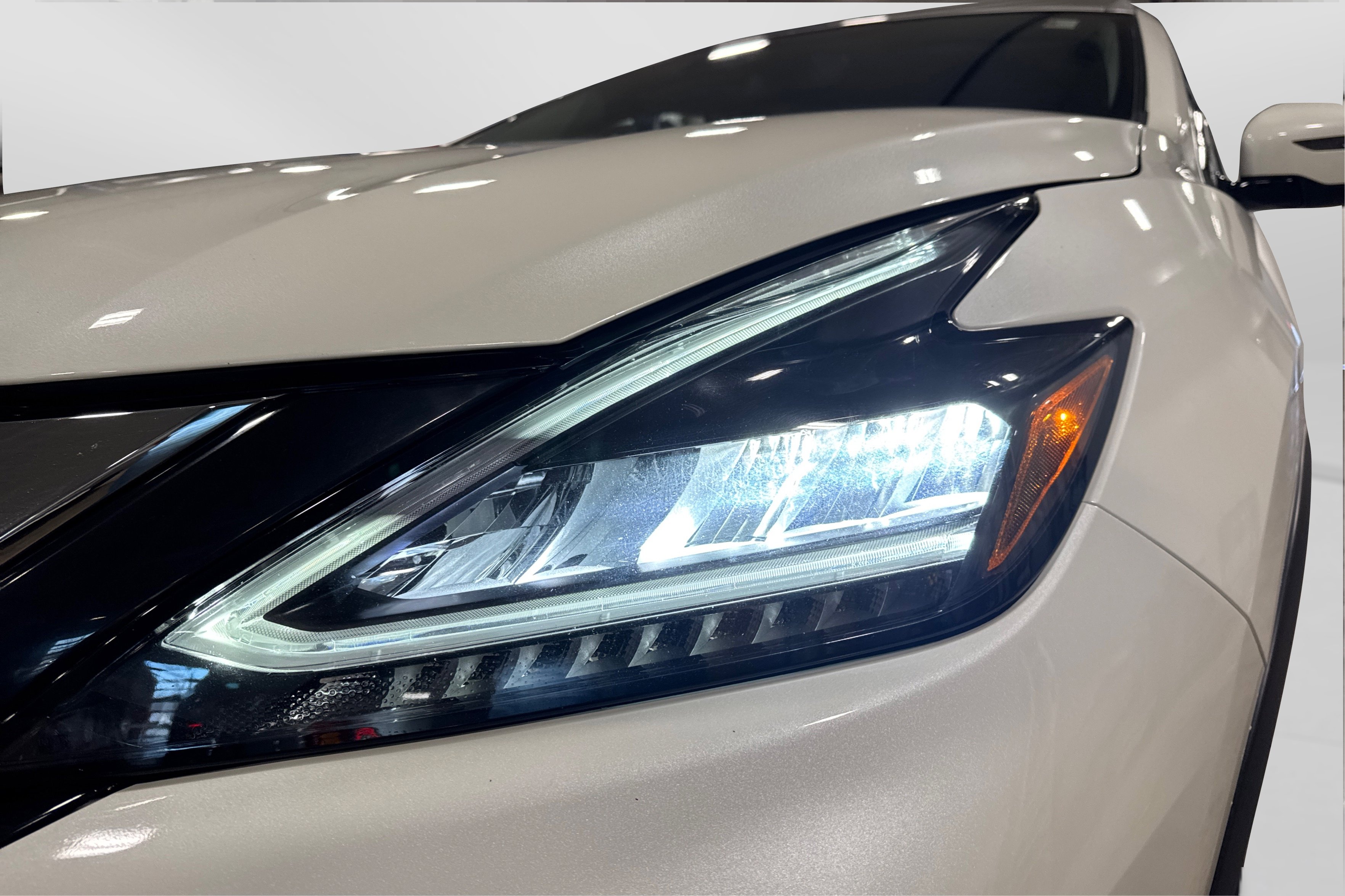 Used 2023 Nissan Murano SL AWD/4WD image 13