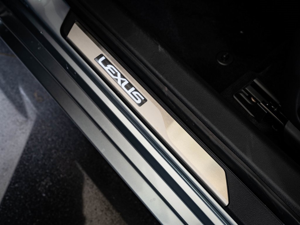 New 2025 Lexus ES 350 w/ Premium Package image 44