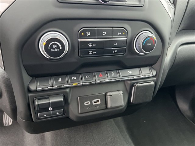 Used 2024 Chevrolet Silverado 2500 Custom w/ Custom Value Package image 16