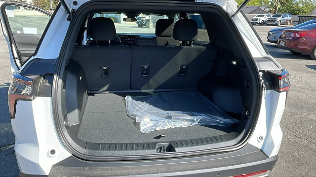 New 2027 Chevrolet Equinox LT FWD image 29