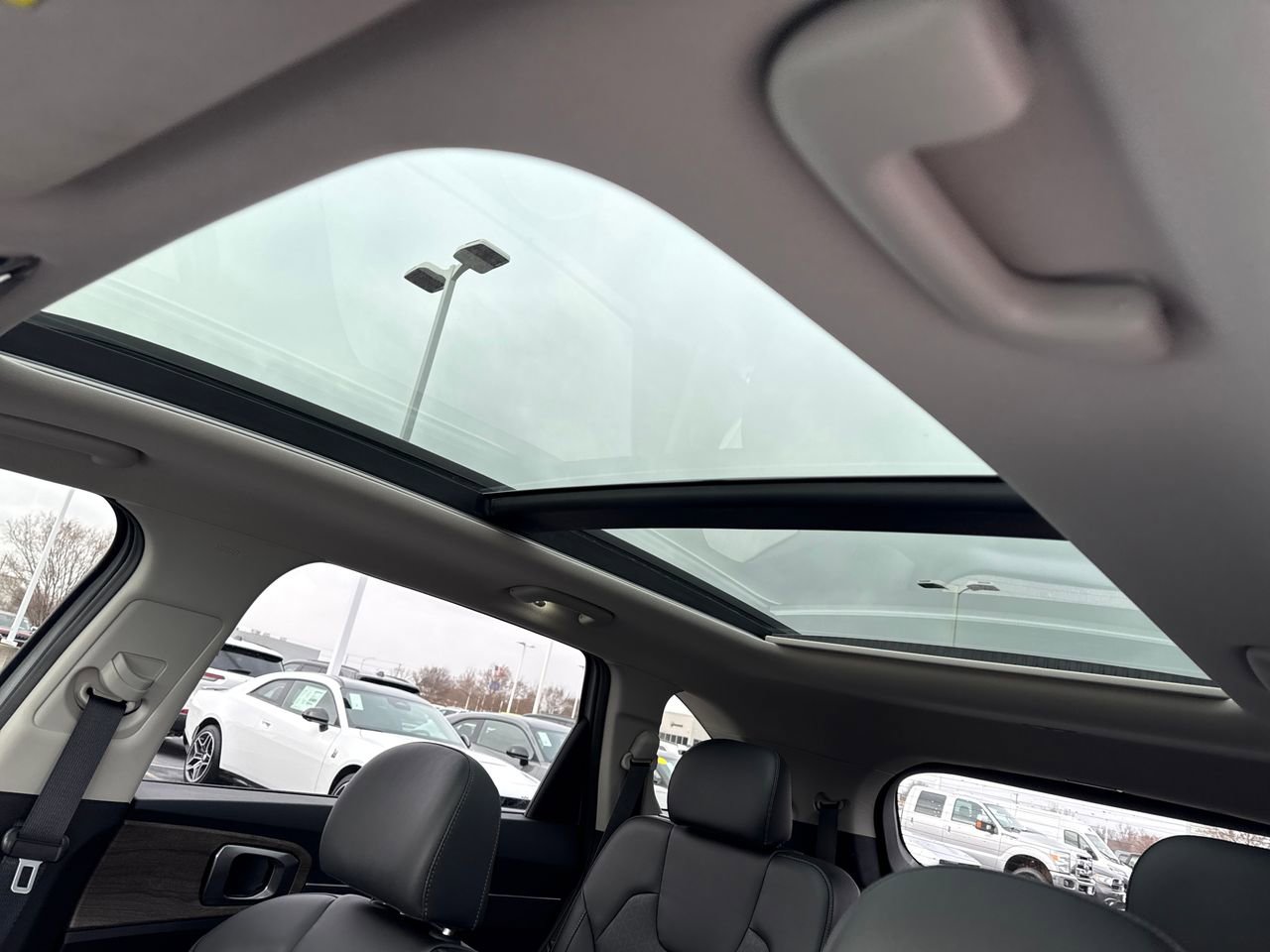 Used 2023 Kia Sorento X-Line EX image 14