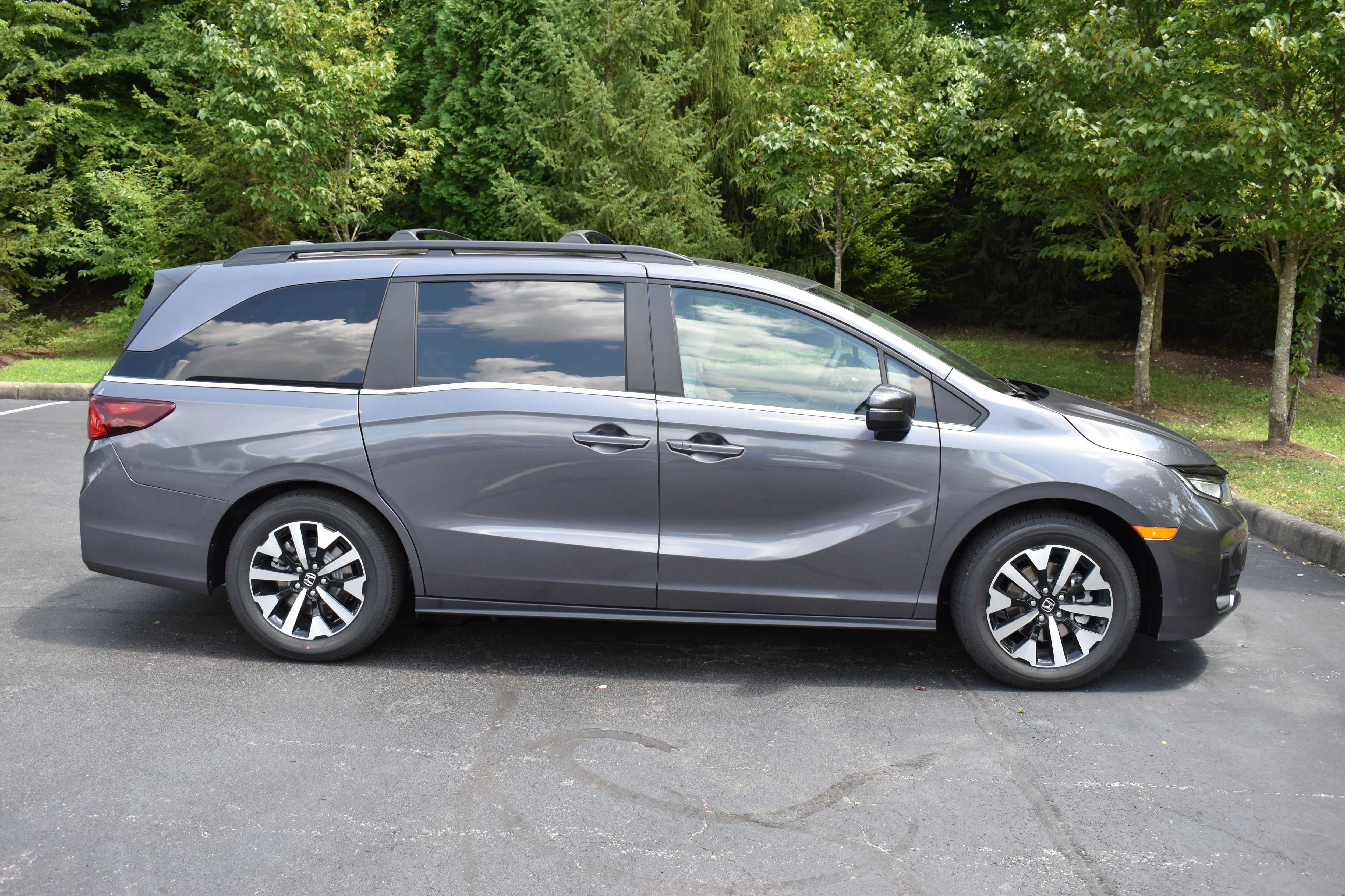 New 2026 Honda Odyssey EX-L image 9