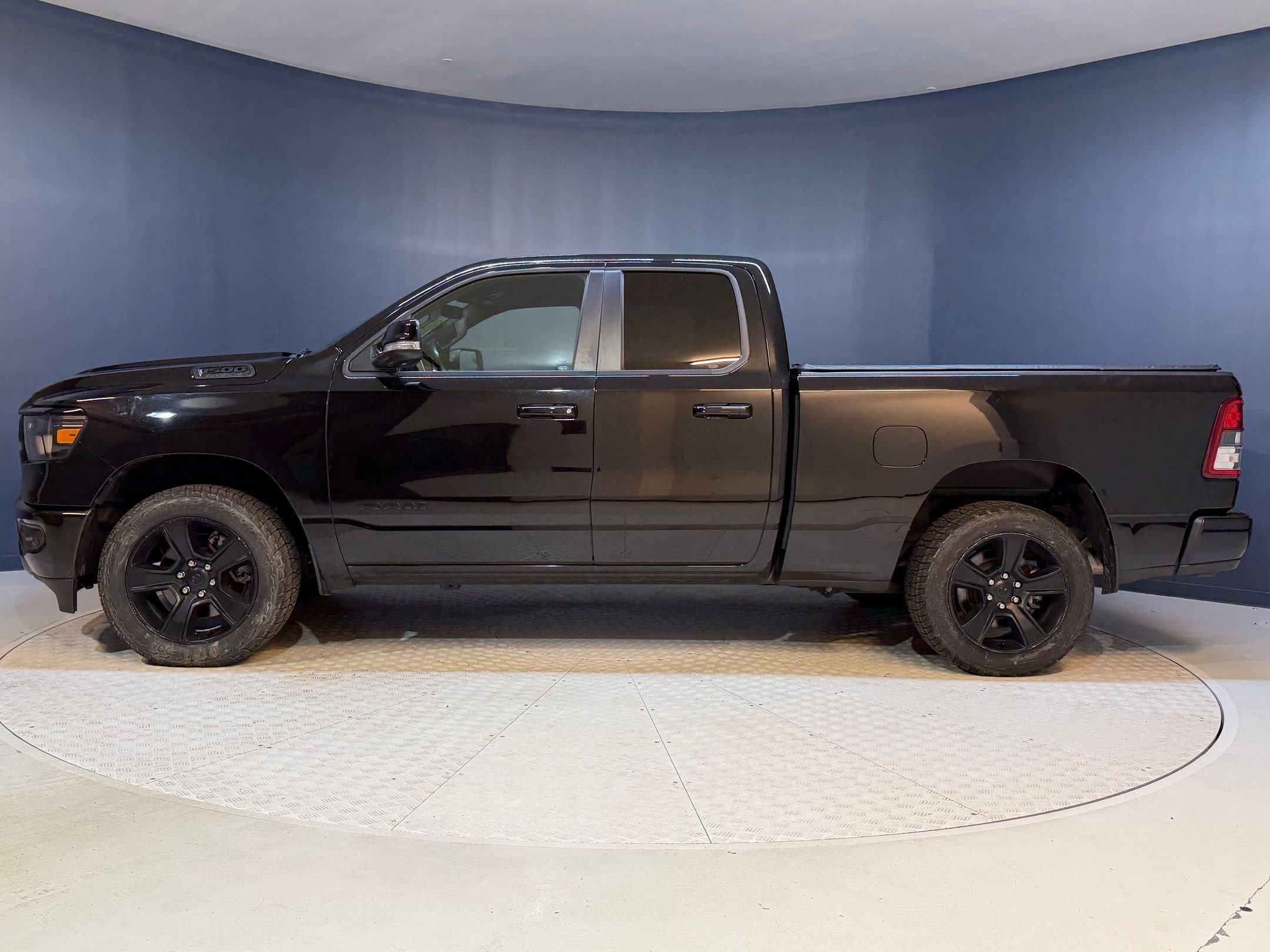 Used 2021 RAM 1500 Big Horn AWD/4WD image 2
