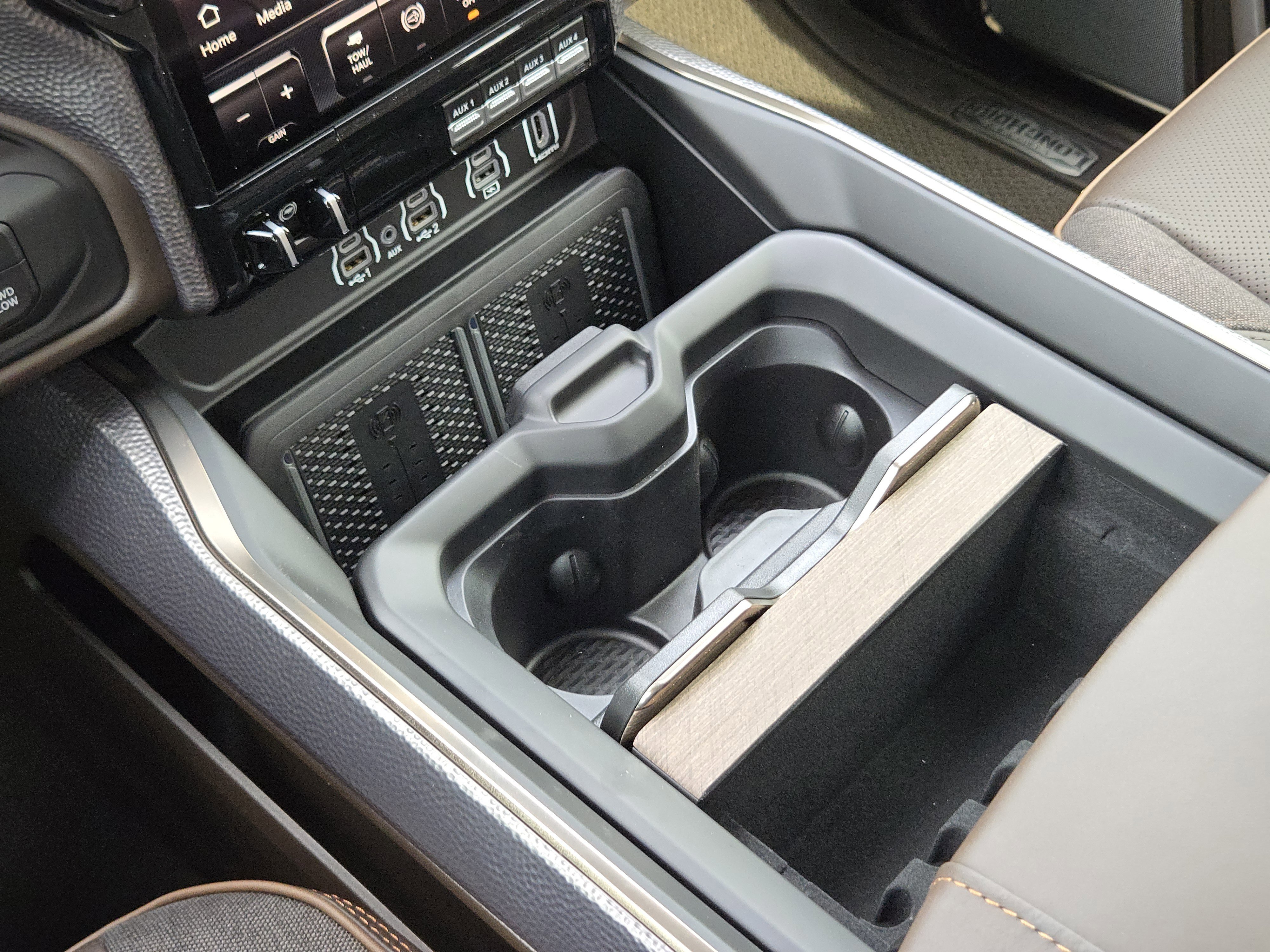 New 2026 RAM 2500 Limited image 18