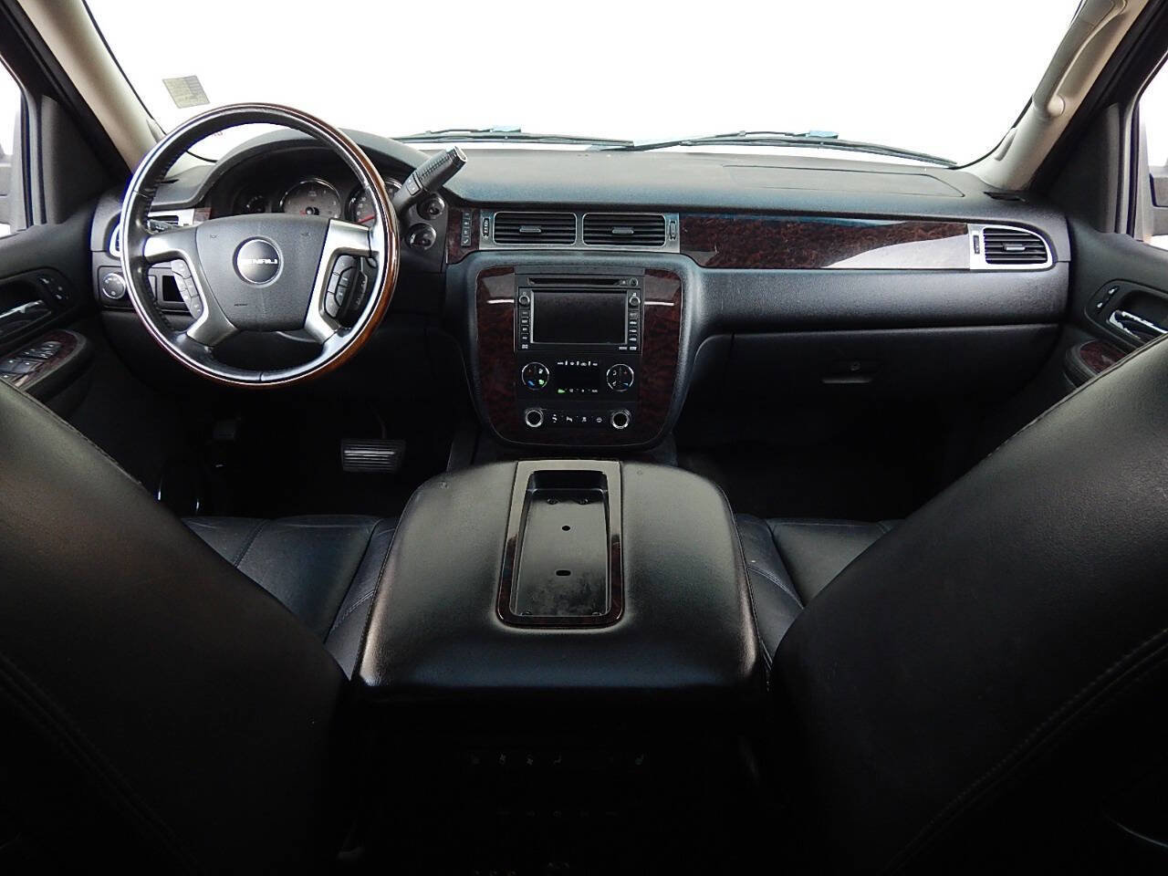 Used 2007 GMC Yukon XL Denali AWD/4WD image 26