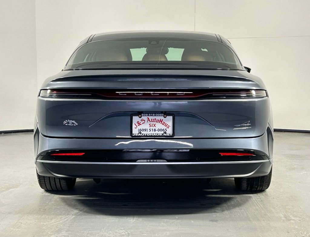 Used 2024 Lucid Air Touring image 6