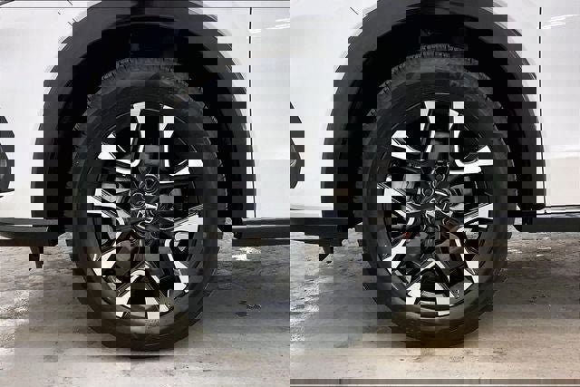 Certified 2026 Honda HR-V EX-L image 10