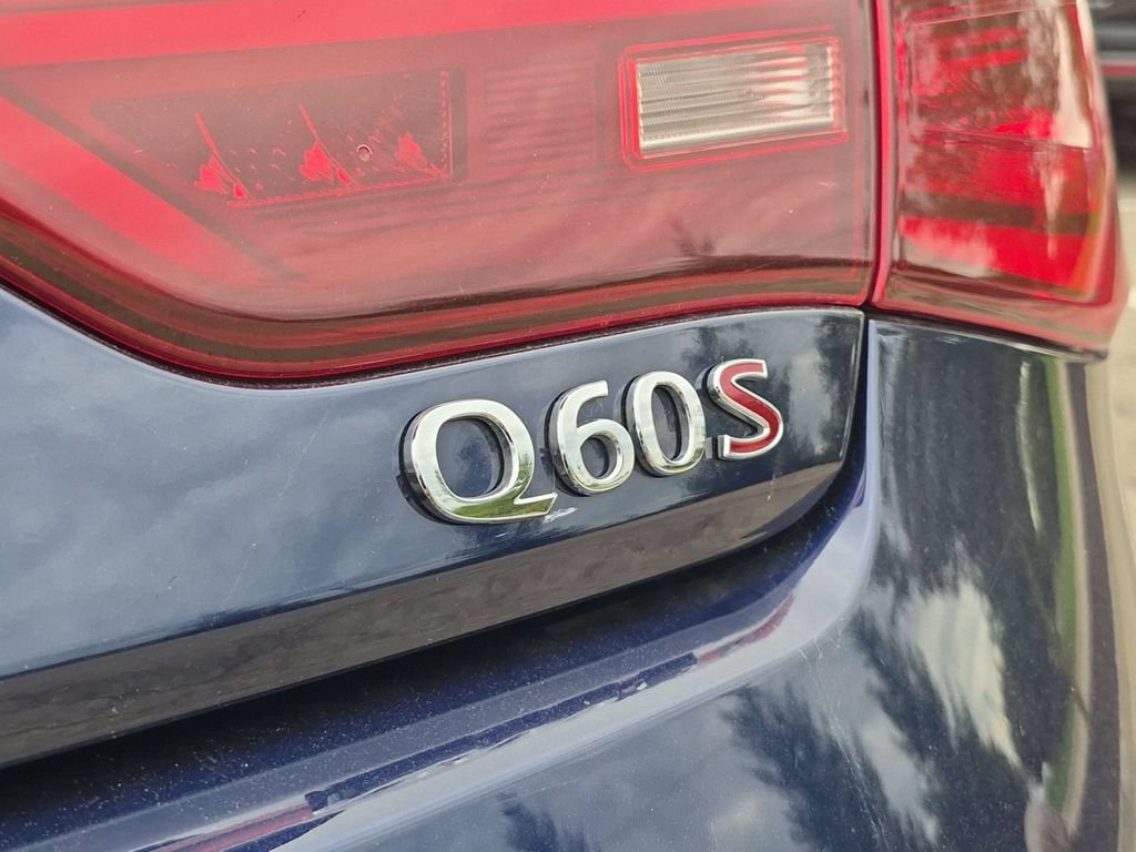 Used 2022 INFINITI Q60 Red Sport 400 AWD/4WD image 10
