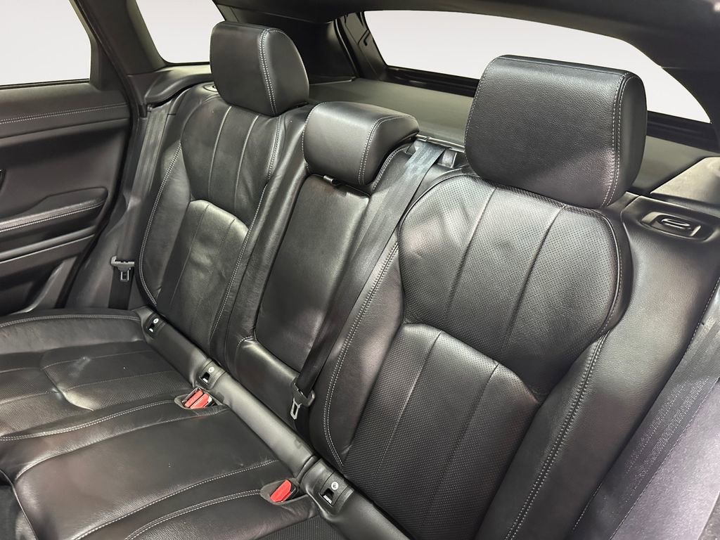 Used 2017 Land Rover Range Rover Evoque SE image 11
