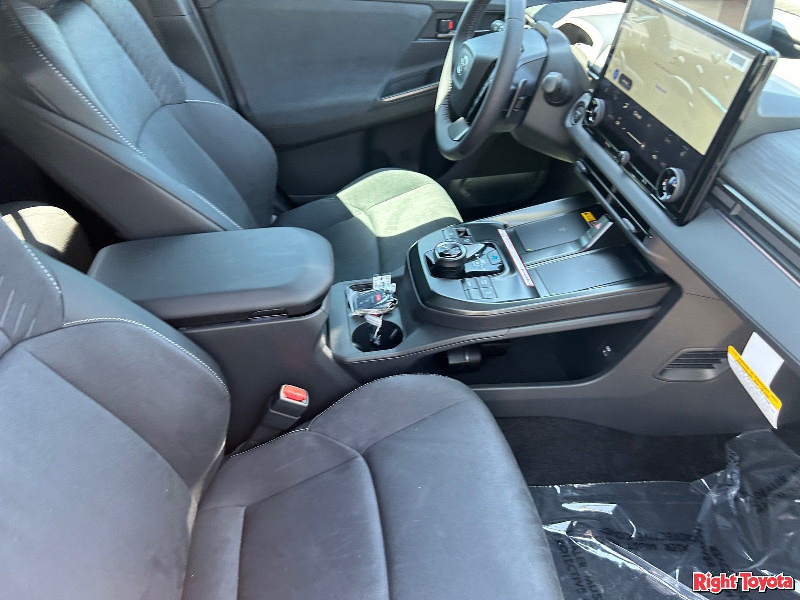 New 2026 Toyota C-HR AWD/4WD image 13