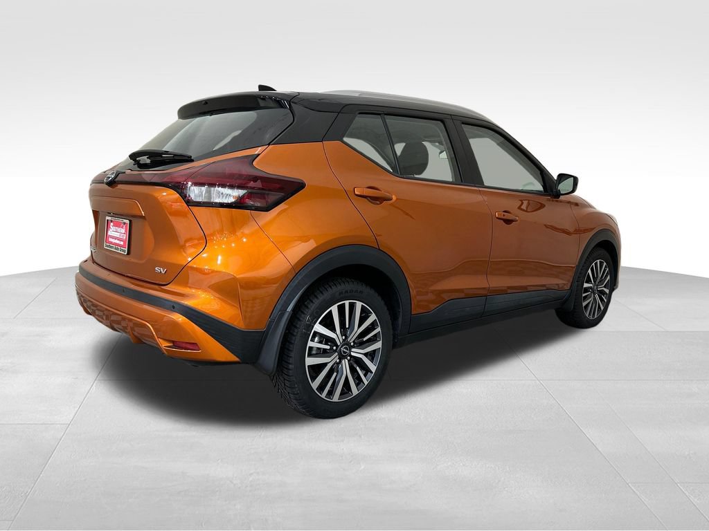 Used 2023 Nissan Kicks SV FWD image 5