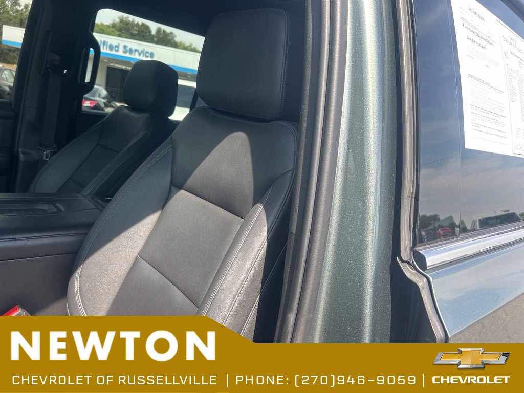 Used 2023 Chevrolet Tahoe LT AWD/4WD image 5