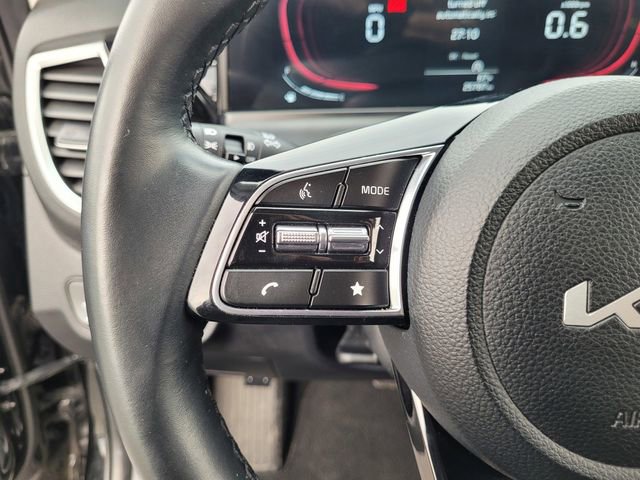 Certified 2025 Kia Seltos S image 23