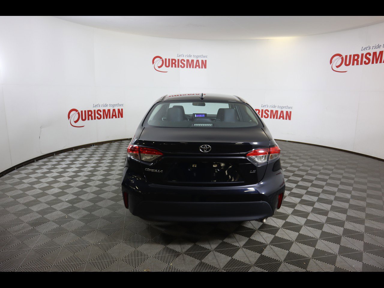 Used 2025 Toyota Corolla LE FWD image 10