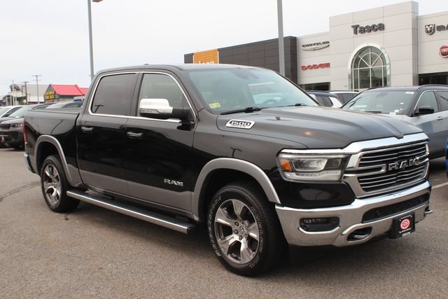 Used 2020 RAM 1500 Laramie AWD/4WD image 1
