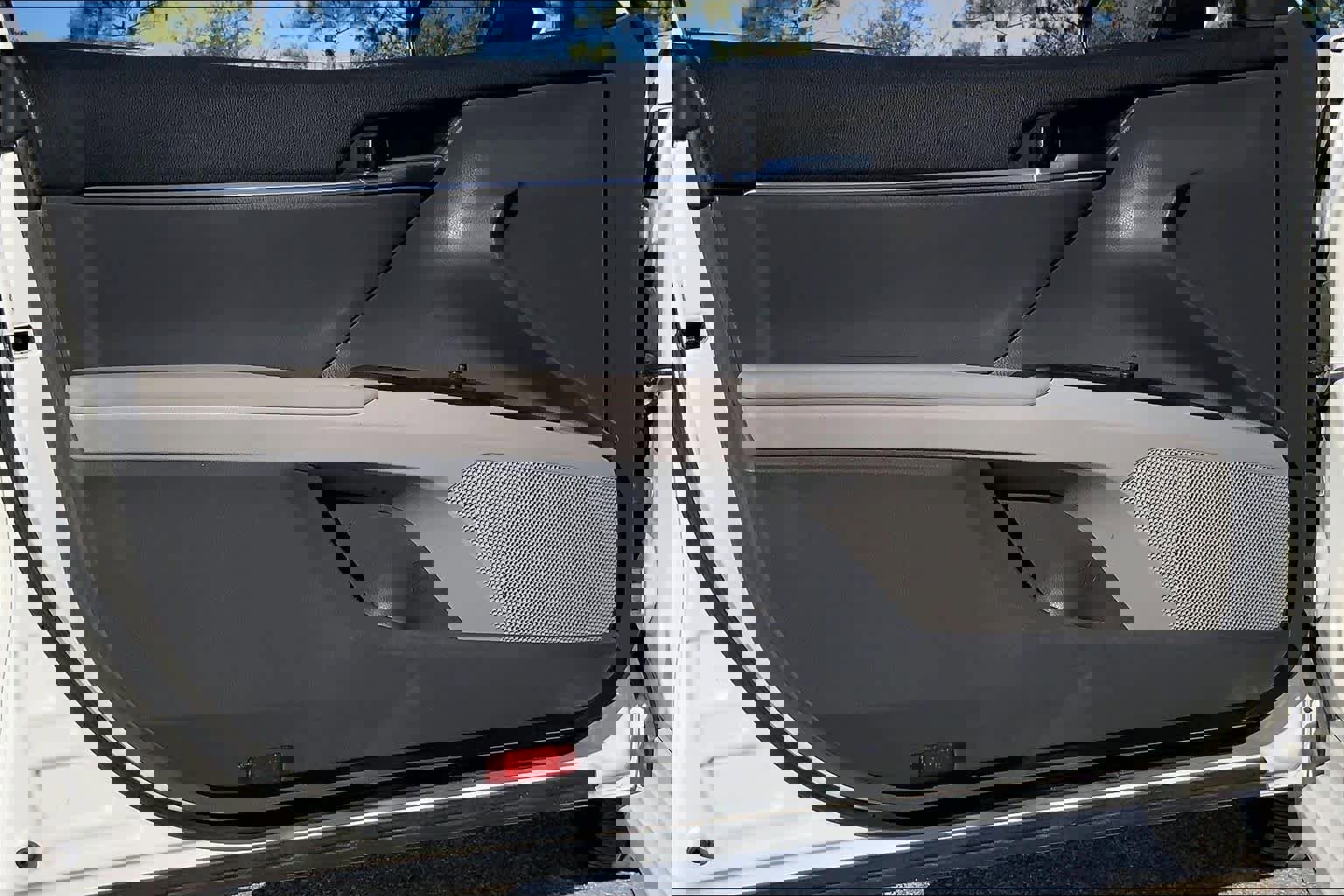 Used 2023 Toyota Camry SE image 20