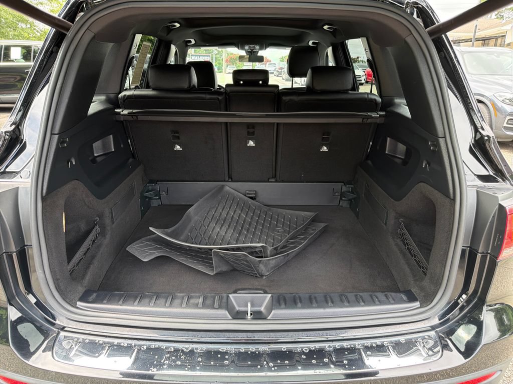 Used 2021 Mercedes-Benz GLB 250 4MATIC w/ Premium Package image 18