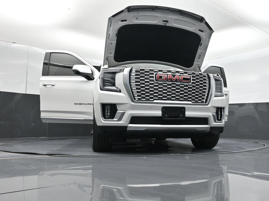 Used 2024 GMC Yukon Denali w/ Denali Reserve Package AWD/4WD image 64