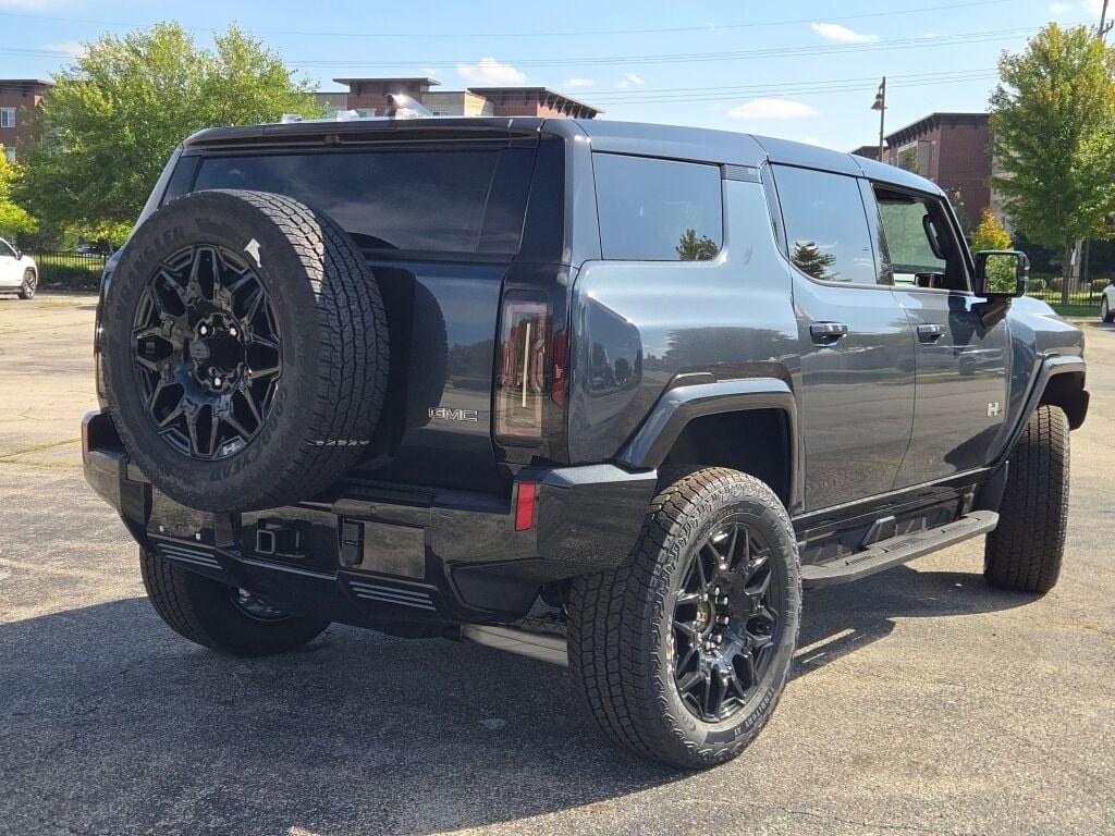 New 2025 GMC Hummer EV 2X image 13