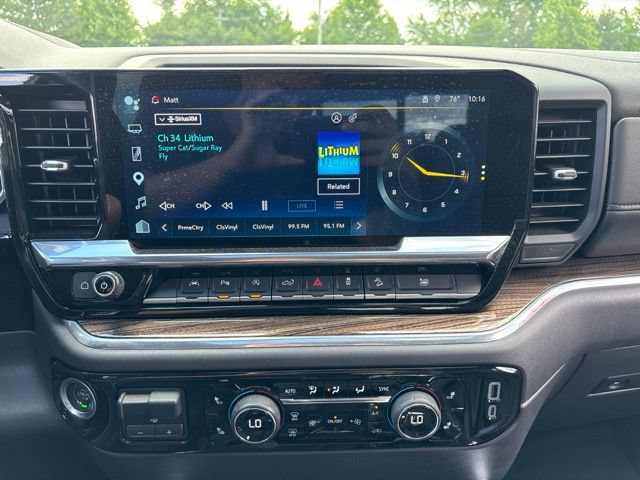 Used 2024 Chevrolet Silverado 1500 LT Trail Boss w/ LT Trail Boss Premium Package AWD/4WD image 24