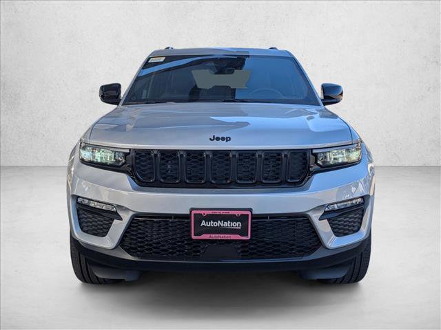 New 2025 Jeep Grand Cherokee Limited w/ Black Appearance Package image 5