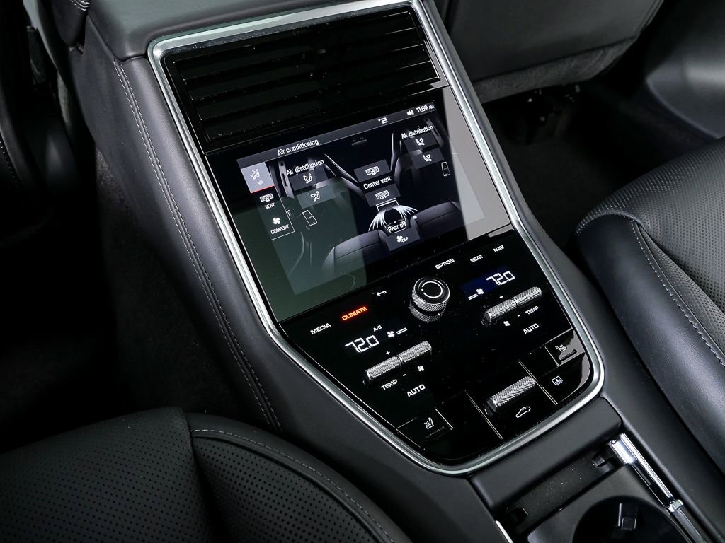 Certified 2023 Porsche Panamera Platinum Edition image 22