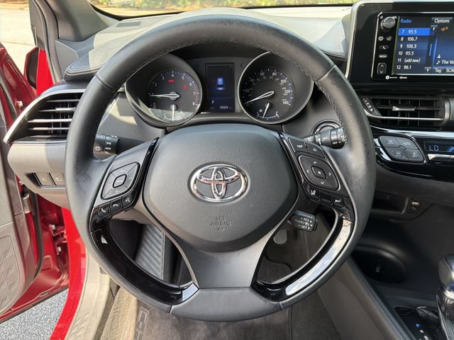 Used 2018 Toyota C-HR XLE FWD image 19