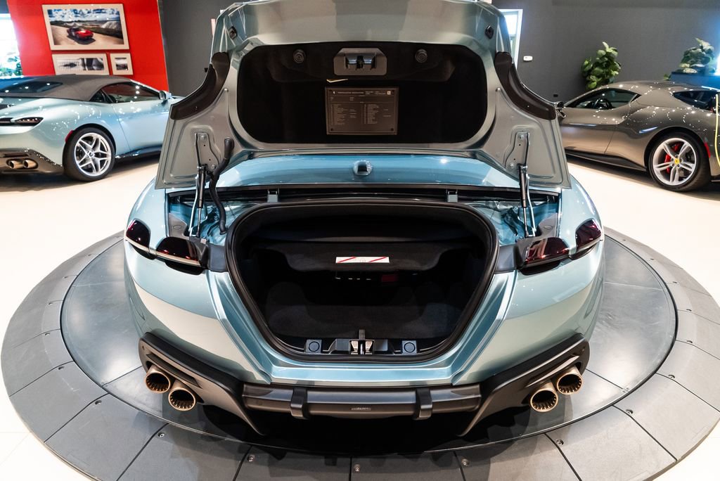 Used 2024 Ferrari Roma Spider image 22