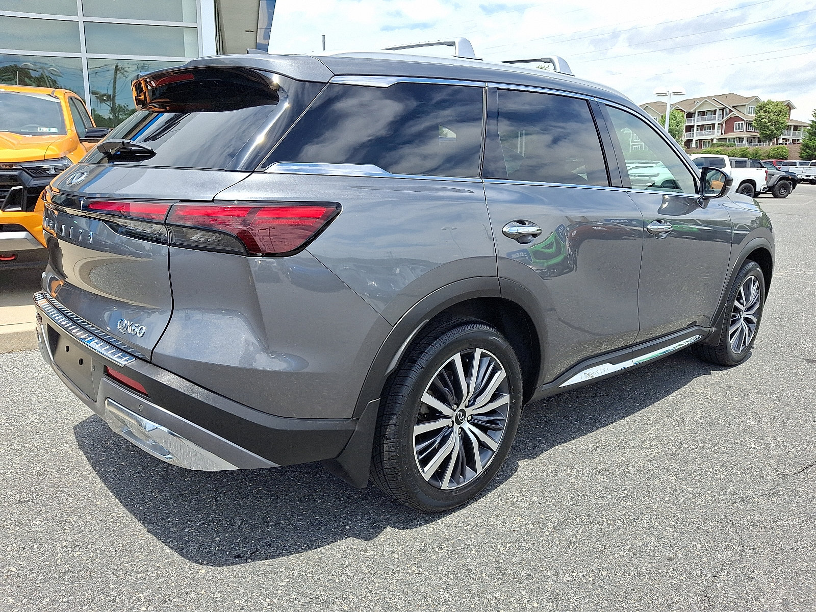 Used 2022 INFINITI QX60 Sensory w/ Cargo Package AWD/4WD image 7