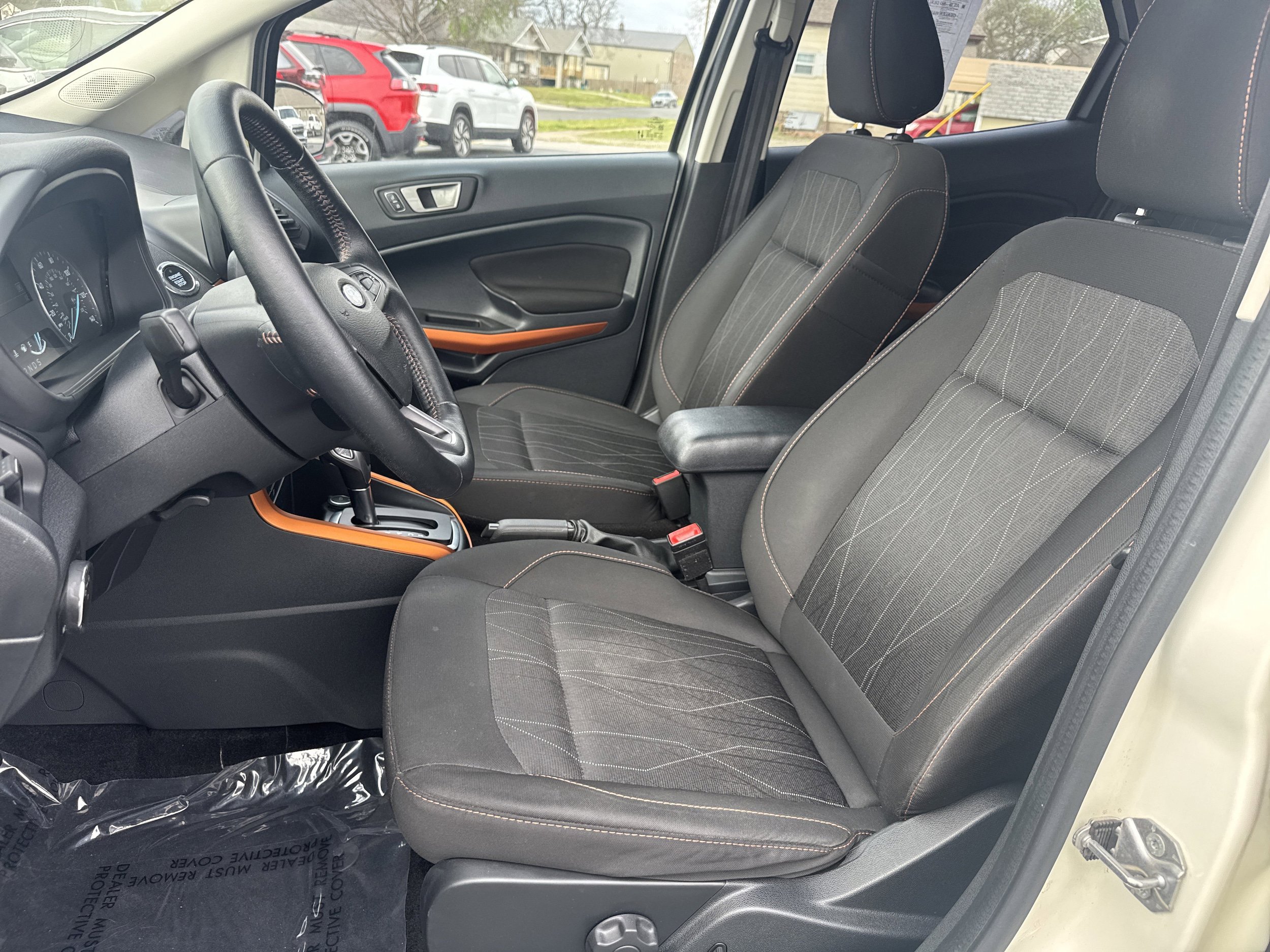 Used 2021 Ford EcoSport SE w/ SE Convenience Package FWD image 3