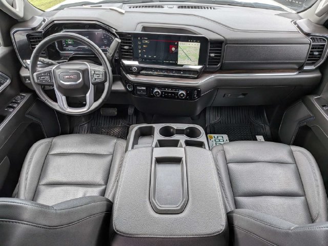 Used 2025 GMC Sierra 1500 SLT AWD/4WD image 14