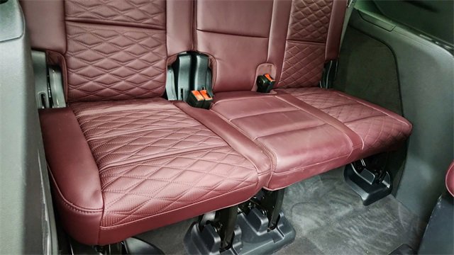 Used 2025 Cadillac Escalade Sport w/ Touring Package image 30