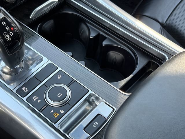 Used 2020 Land Rover Range Rover Sport HSE image 18