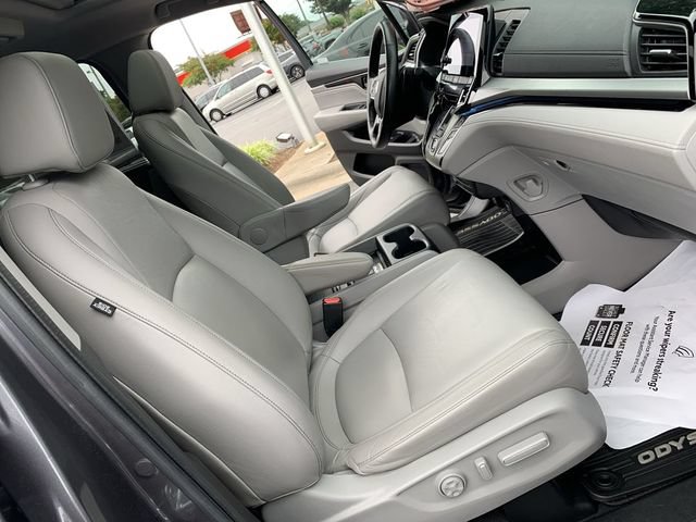 Used 2023 Honda Odyssey Touring image 14