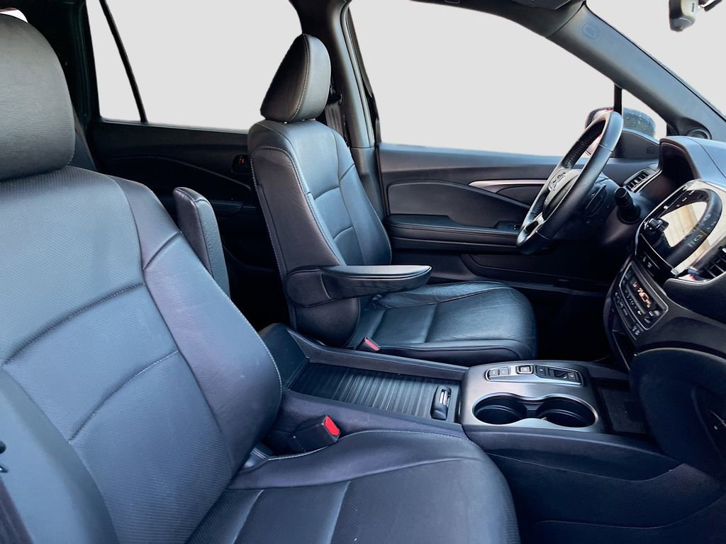 Used 2023 Honda Passport EX-L image 28