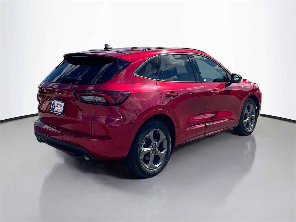 Used 2023 Ford Escape ST-Line w/ Tech Pack #1 image 7