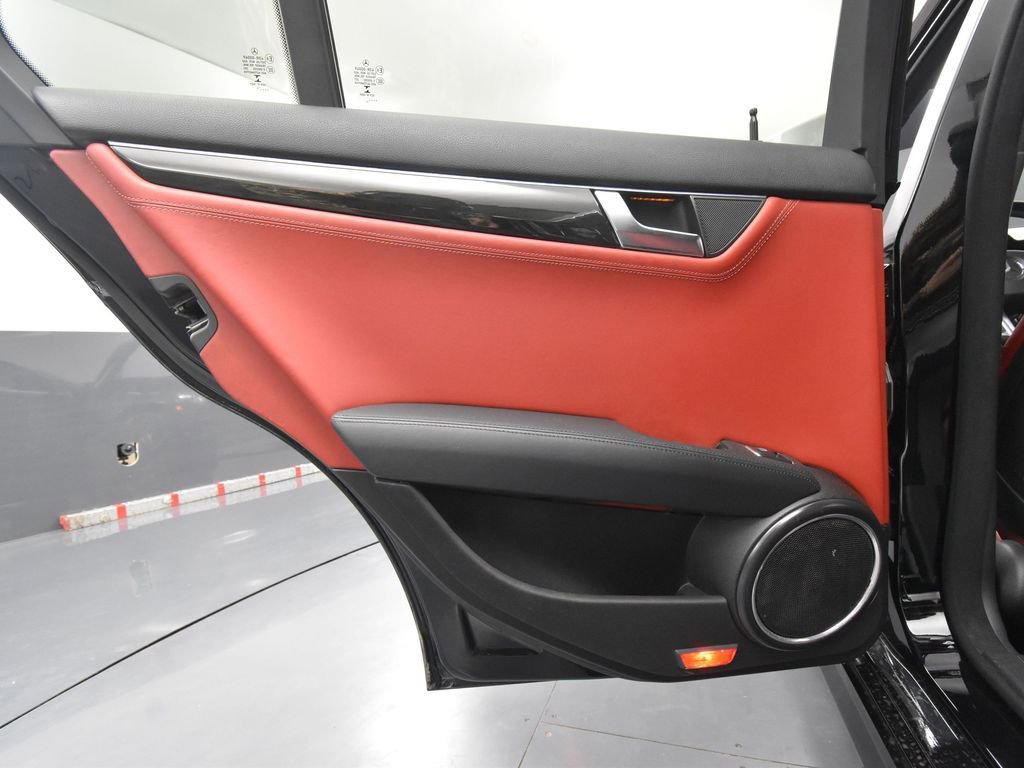 Used 2014 Mercedes-Benz C 63 AMG Sedan image 36