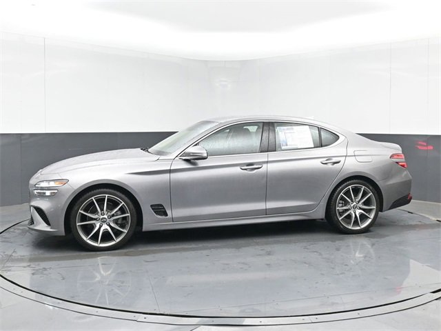 Used 2023 Genesis G70 2.0T image 6