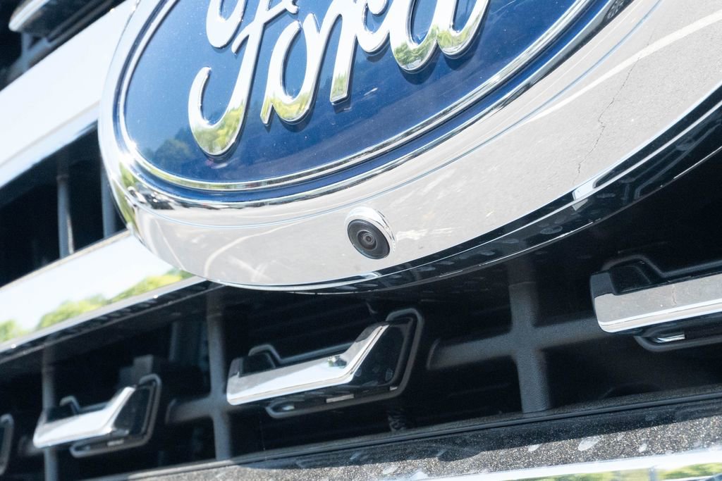 New 2026 Ford F250 Lariat image 3