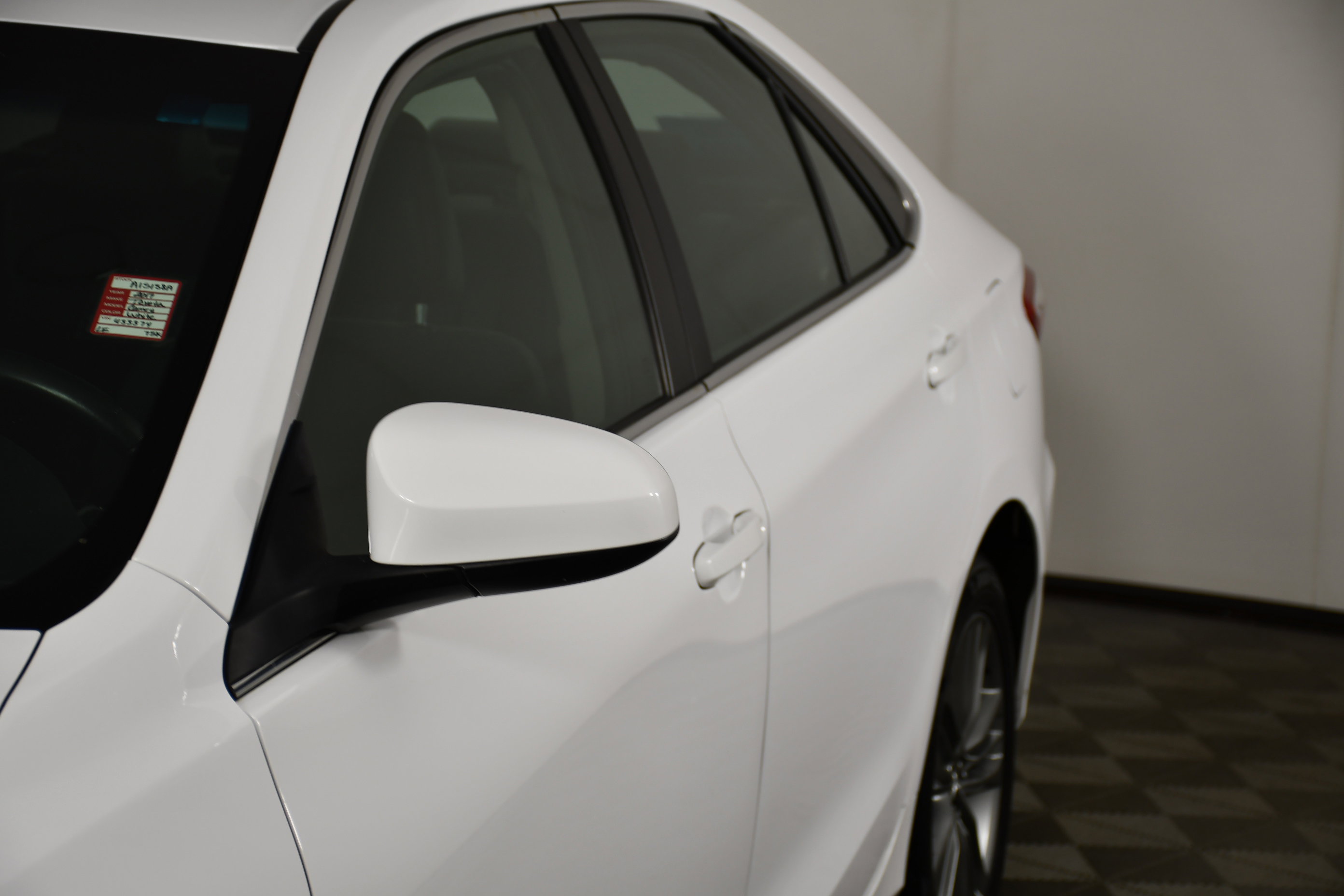 Used 2017 Toyota Camry SE FWD image 13