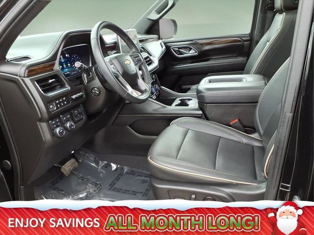 Used 2023 Chevrolet Suburban Premier image 11