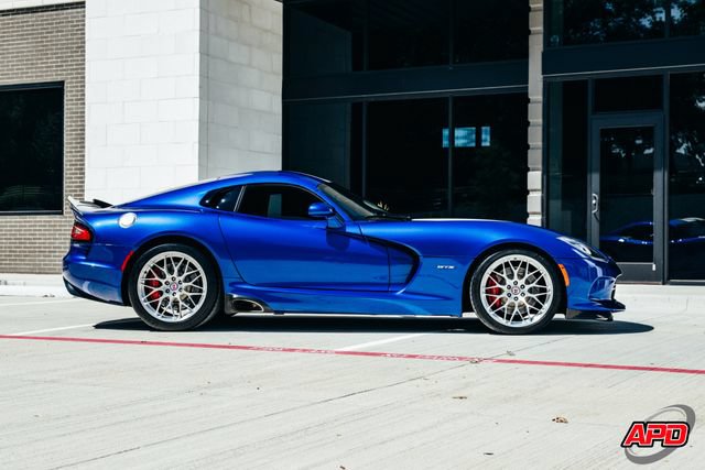 Used 2013 SRT Viper GTS w/ GTS Laguna Interior Pkg RWD image 14
